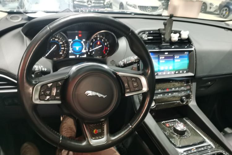 Used Jaguar F-PACE 2019 2.0T All-Wheel Drive R-Sport Sport Edition Steering Wheel