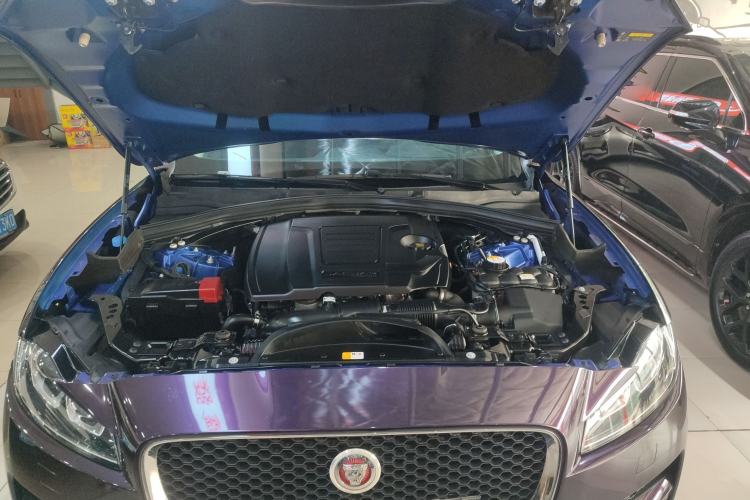 Used Jaguar F-PACE 2019 2.0T Four-Wheel Drive Urban Luxury Edition Engine Bay