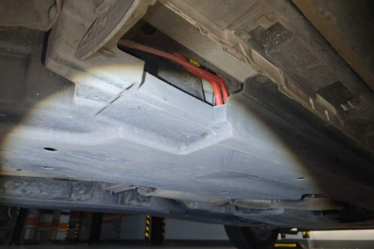 Used Jaguar F-PACE 2019 2.0T Four-Wheel Drive Urban Luxury Edition Chassis Rear Right