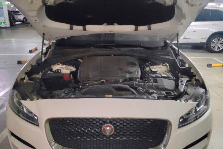 Used Jaguar F-PACE 2019 2.0T Four-Wheel Drive Urban Luxury Edition Engine Bay
