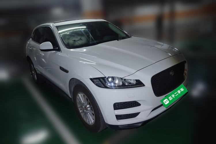 Used Jaguar F-PACE 2019 2.0T Four-Wheel Drive Urban Luxury Edition Front Right 45 Deg