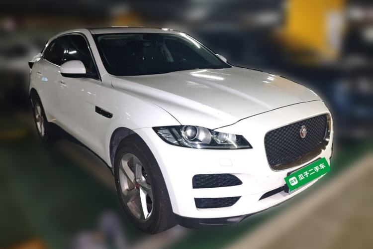 Used Jaguar F-PACE 2019 2.0T Four-Wheel Drive Urban Luxury Edition Front Right 45 Deg