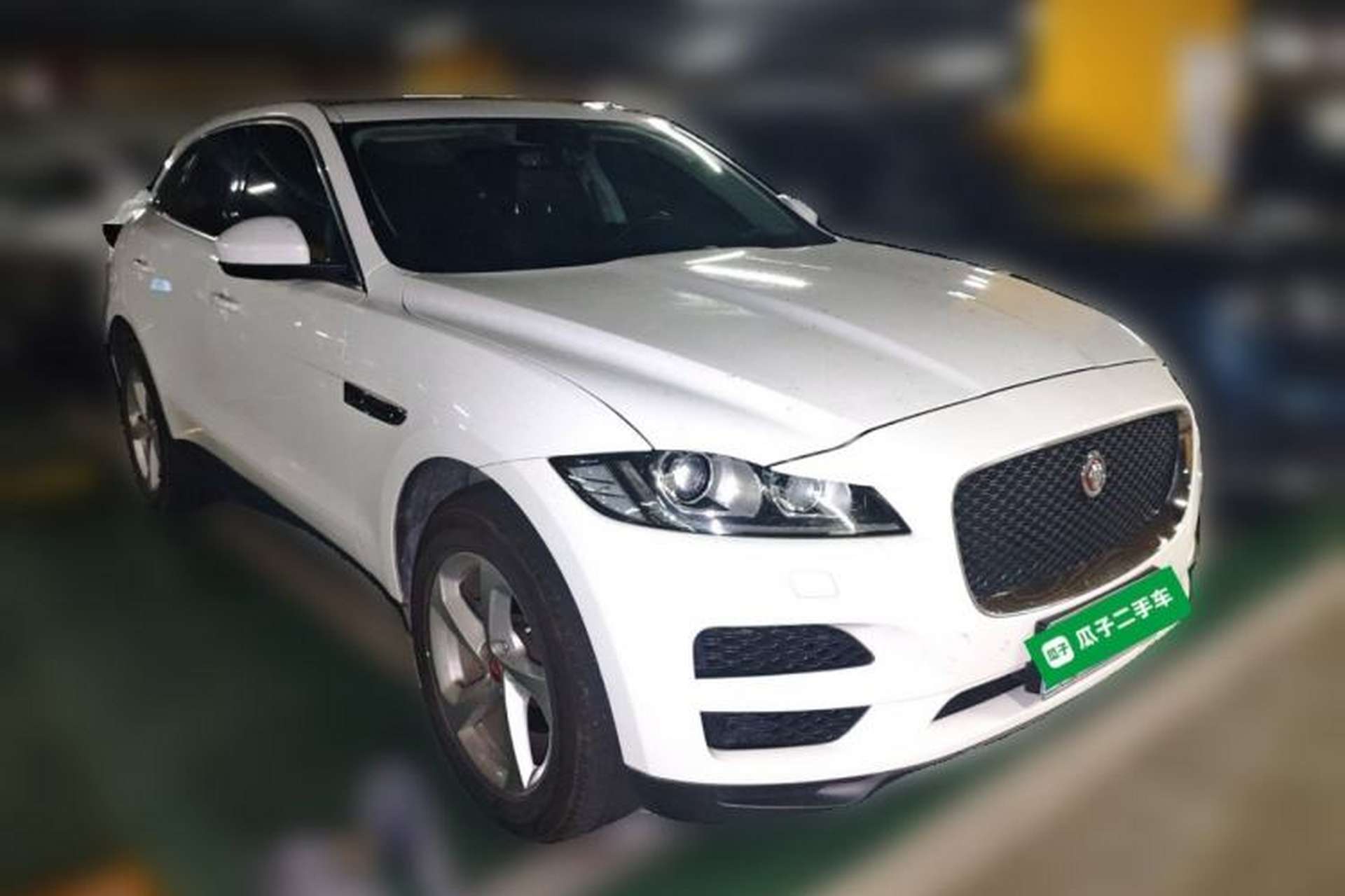 Used Jaguar F-PACE 2019 2.0T Four-Wheel Drive Urban Luxury Edition Front Right 45 Deg