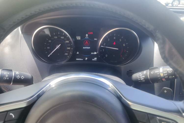 Used Jaguar F-PACE 2019 2.0T Four-Wheel Drive Urban Luxury Edition Instrument Cluster