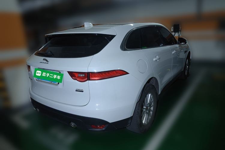 Used Jaguar F-PACE 2019 2.0T Four-Wheel Drive Urban Luxury Edition Rear Right 45 Deg