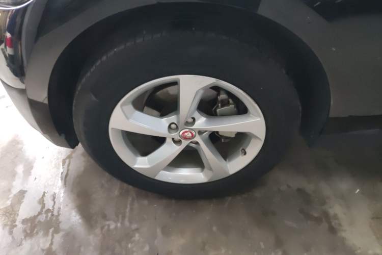 Used Jaguar F-PACE 2020 2.0T Urban Deluxe Edition Exterior 4