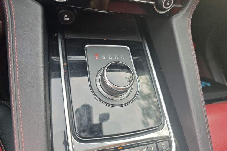 Used Jaguar F-PACE 2020 2.0T Rally Edition Gear Lever