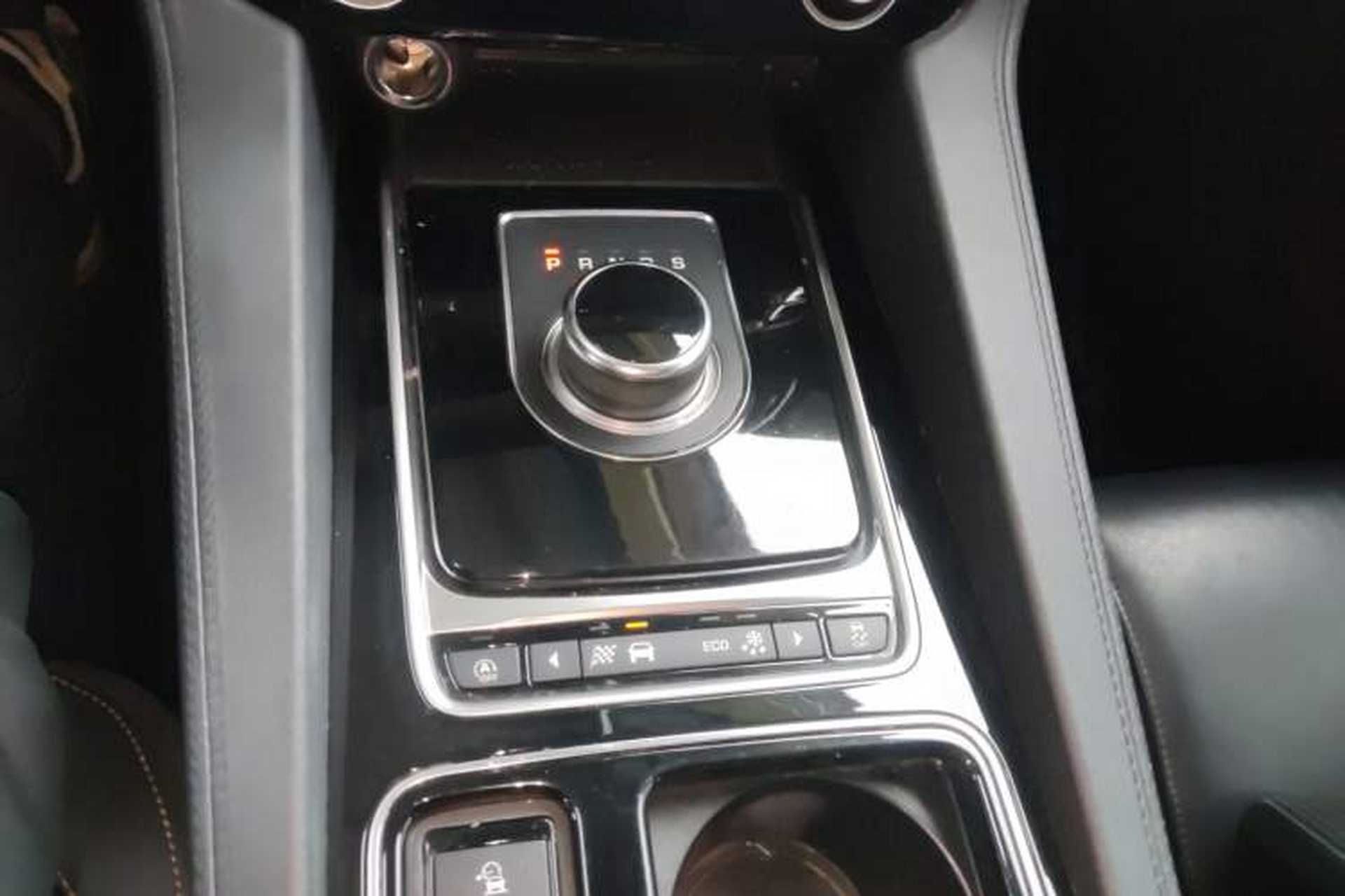 Used Jaguar F-PACE 2020 2.0T Urban Deluxe Edition Gear Lever