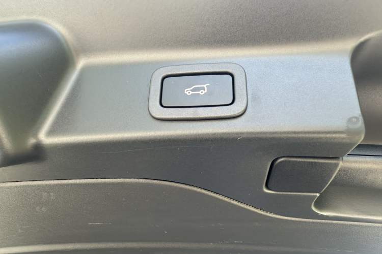Used Jaguar F-PACE 2020 2.0T Rally Edition Interior 2