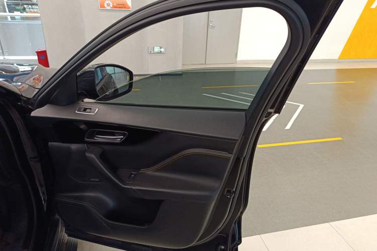 Used Jaguar F-PACE 2020 300-Sport Sports Edition Interior 5