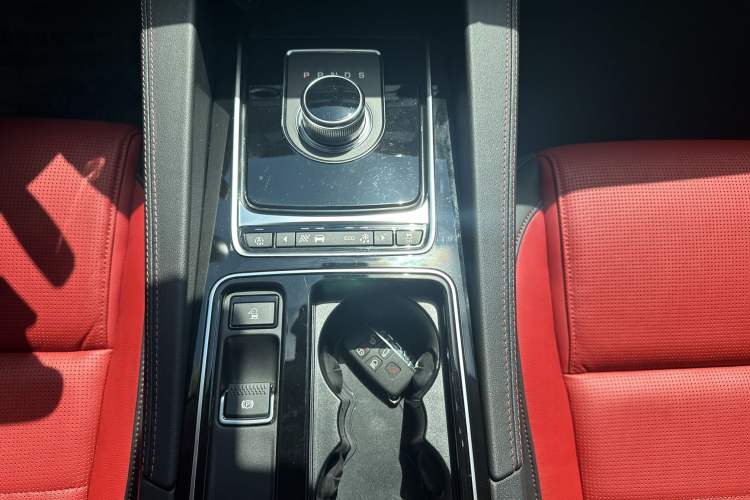 Used Jaguar F-PACE 2020 2.0T Rally Edition Interior 6