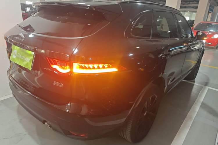 Used Jaguar F-PACE 2020 2.0T Rally Edition Rear Right 45 Deg