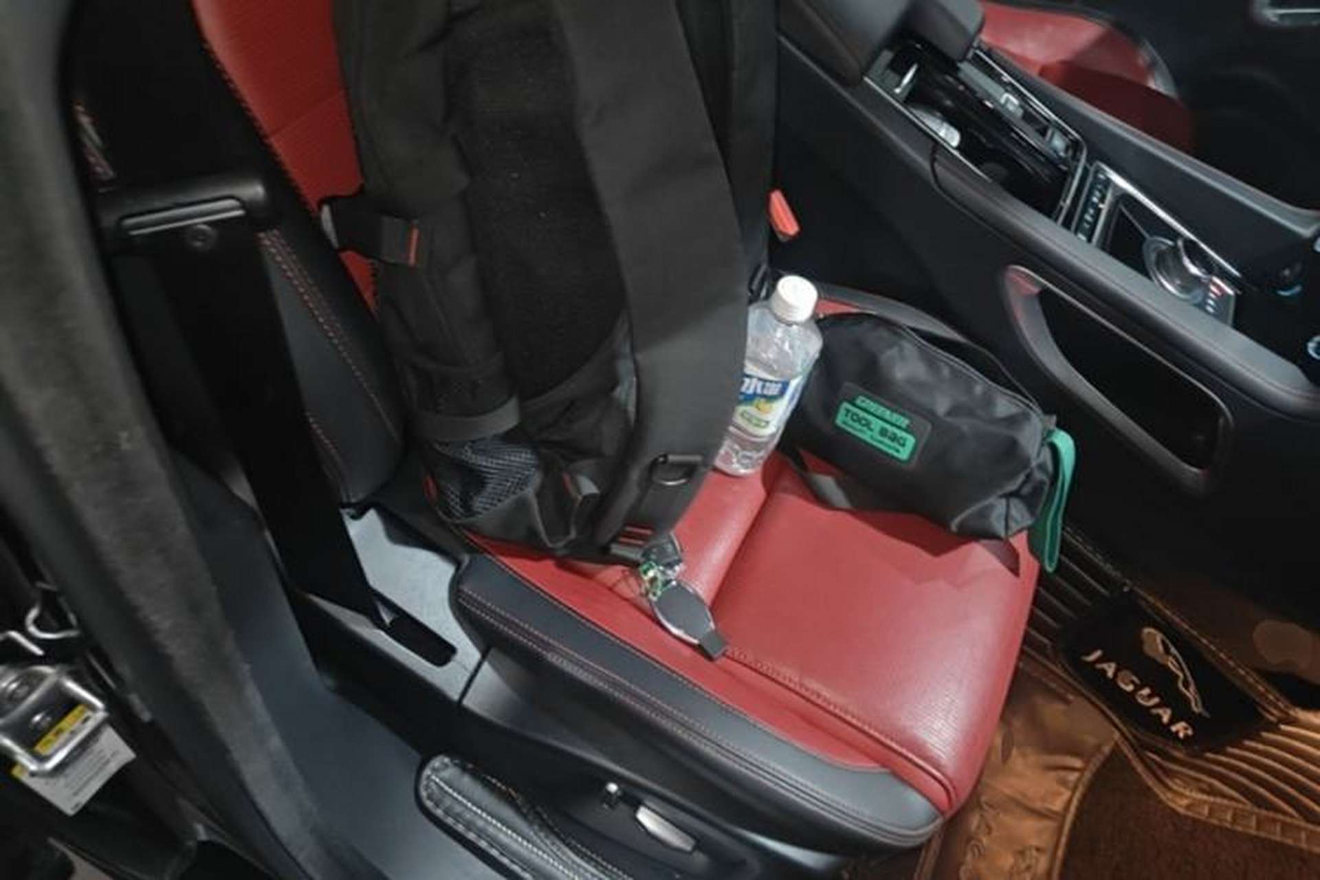 Used Jaguar F-PACE 2020 2.0T Rally Edition Right Front Seat