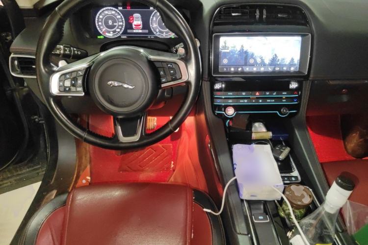 Used Jaguar F-PACE 2020 2.0T Rally Edition Steering Wheel