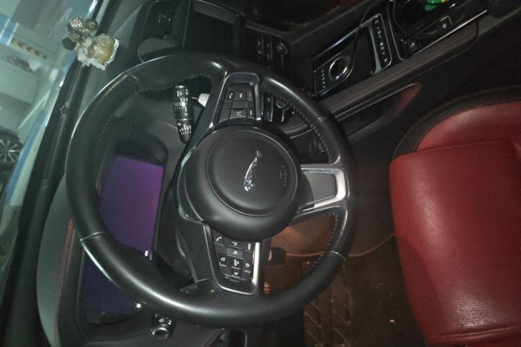 Used Jaguar F-PACE 2020 2.0T Rally Edition Steering Wheel