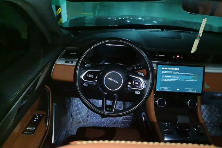 Used Jaguar F-PACE 2020 2.0T Urban Deluxe Edition Steering Wheel