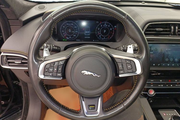 Used Jaguar F-PACE 2020 300-Sport Sports Edition Steering Wheel