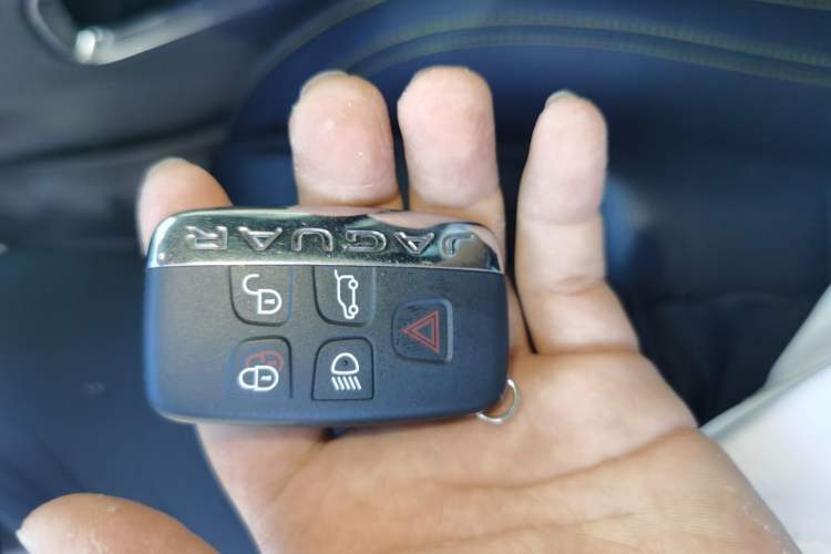 Used Jaguar F-PACE 2020 300-Sport Sports Edition Vehicle Key