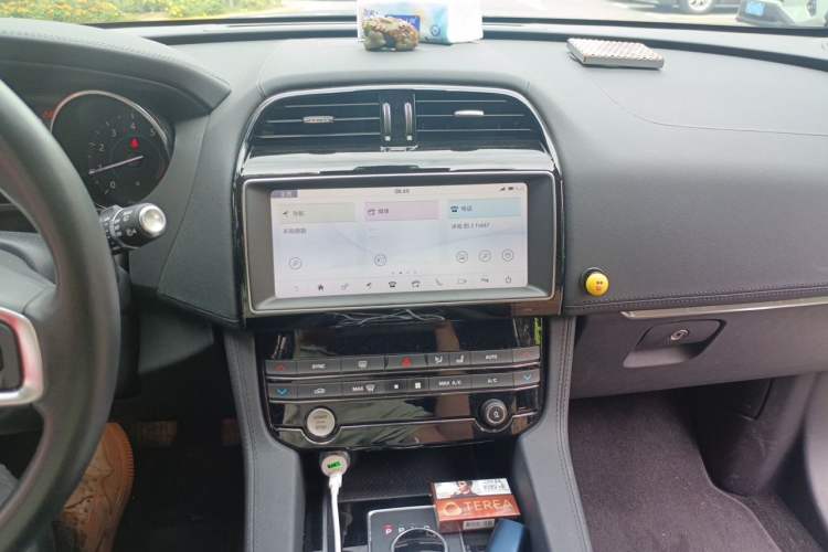 Used Jaguar F-PACE 2020 2.0T Urban Deluxe Edition Audio And AC Panel