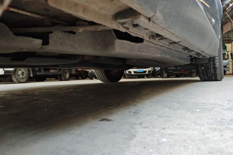 Used Jaguar F-PACE 2020 2.0T Urban Deluxe Edition Chassis Front Left