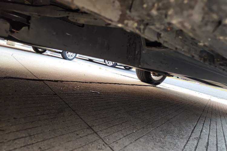 Used Jaguar F-PACE 2020 2.0T Urban Deluxe Edition Chassis Front Left