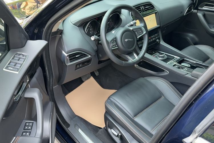 Used Jaguar F-PACE 2020 2.0T Urban Deluxe Edition Driver Seat