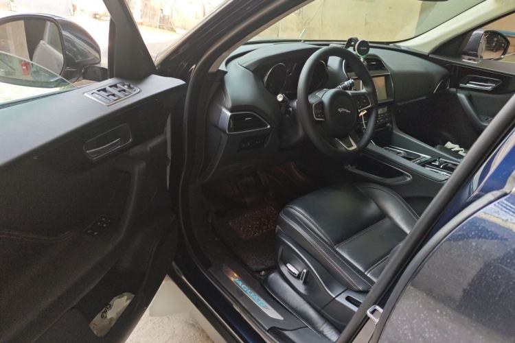 Used Jaguar F-PACE 2020 2.0T Urban Deluxe Edition Driver Seat