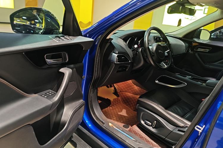 Used Jaguar F-PACE 2020 2.0T Urban Deluxe Edition Driver Seat