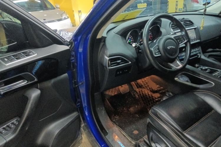 Used Jaguar F-PACE 2020 2.0T Urban Deluxe Edition Driver Seat
