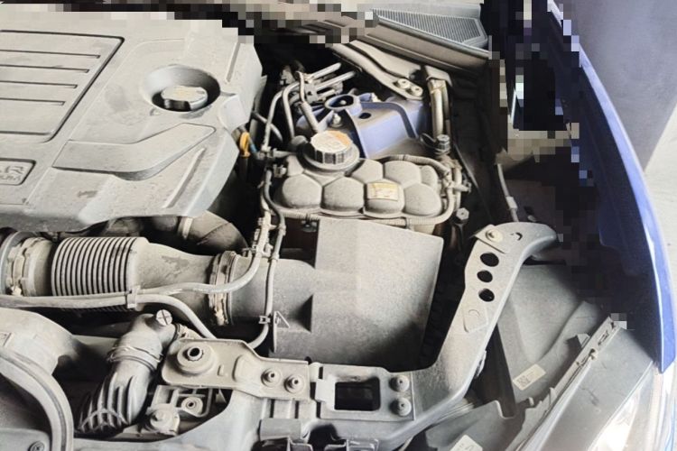 Used Jaguar F-PACE 2020 2.0T Urban Deluxe Edition Engine Bay Left