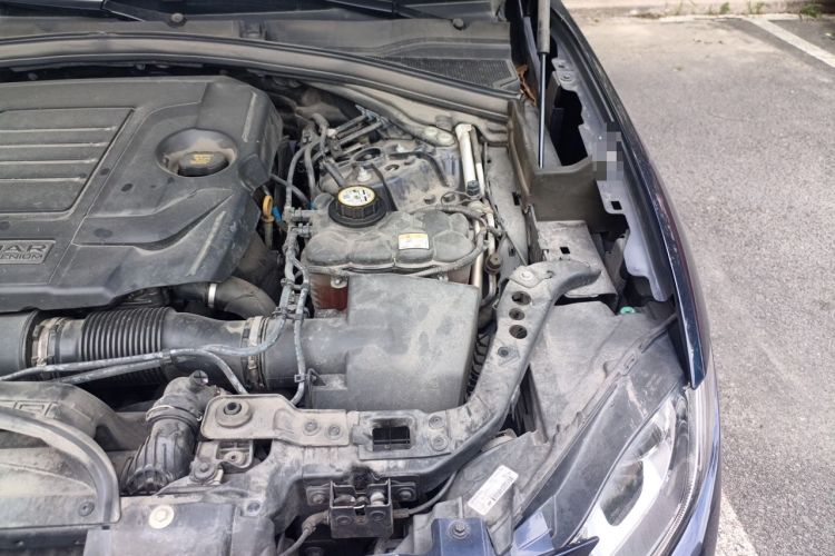 Used Jaguar F-PACE 2020 2.0T Urban Deluxe Edition Engine Bay Left
