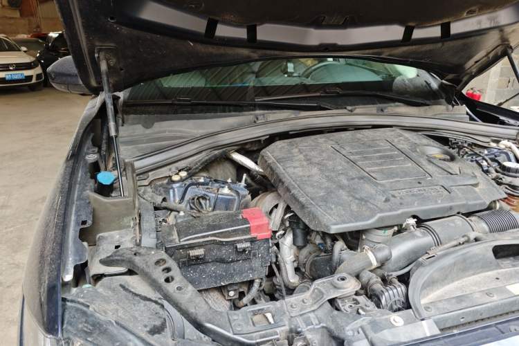 Used Jaguar F-PACE 2020 2.0T Urban Deluxe Edition Engine Bay Right