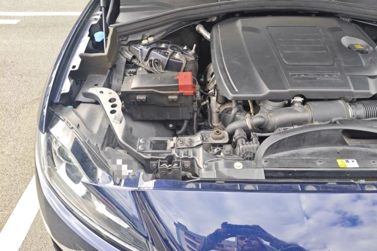 Used Jaguar F-PACE 2020 2.0T Urban Deluxe Edition Engine Bay Right