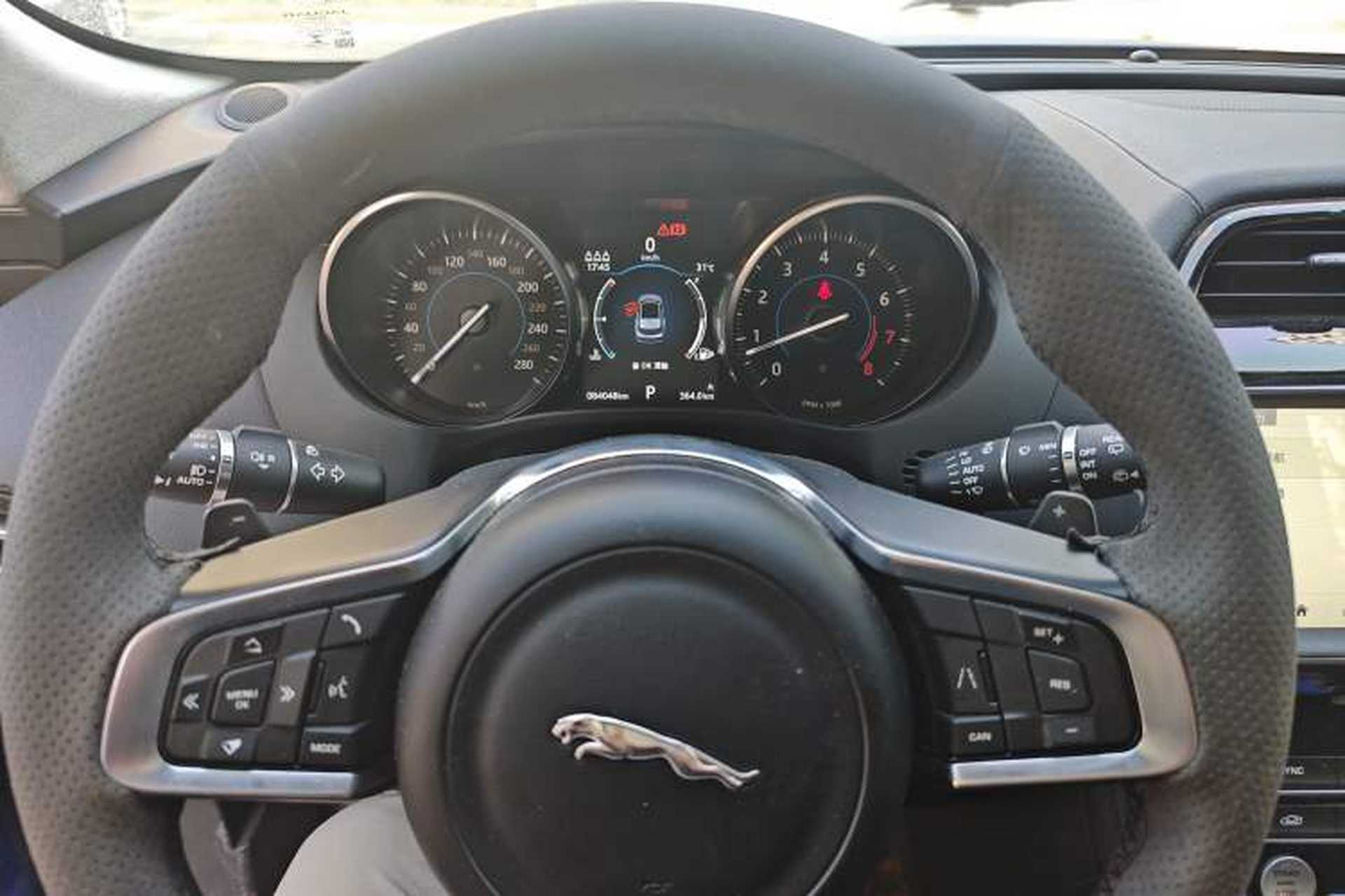 Used Jaguar F-PACE 2020 2.0T Urban Deluxe Edition Instrument Cluster