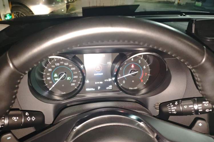 Used Jaguar F-PACE 2020 2.0T Urban Deluxe Edition Instrument Cluster