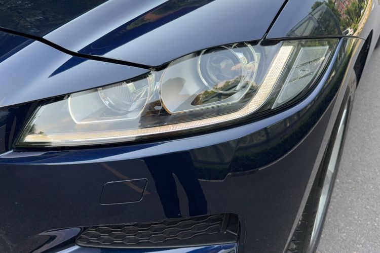 Used Jaguar F-PACE 2020 2.0T Urban Deluxe Edition Left Front Headlight