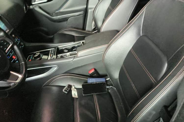 Used Jaguar F-PACE 2020 2.0T Urban Deluxe Edition Left Front Seat
