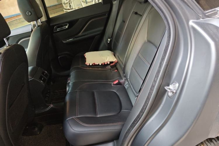 Used Jaguar F-PACE 2020 2.0T Urban Deluxe Edition Left Rear Seat