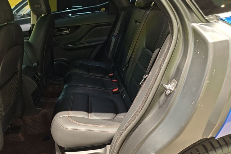 Used Jaguar F-PACE 2020 2.0T Urban Deluxe Edition Left Rear Seat