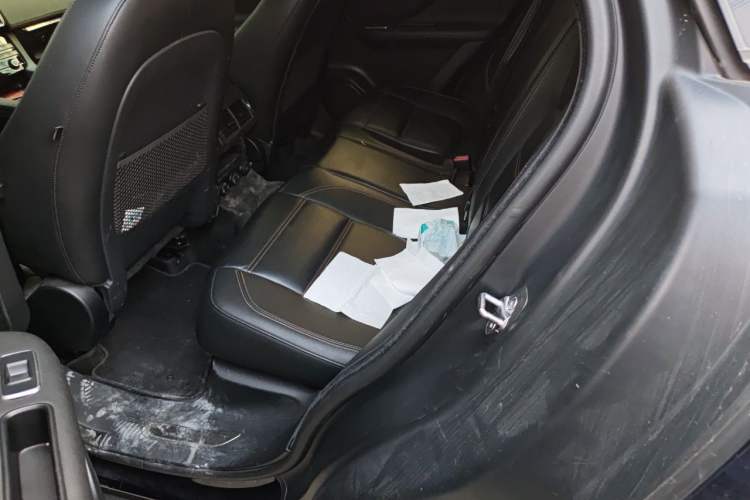 Used Jaguar F-PACE 2020 2.0T Urban Deluxe Edition Left Rear Seat