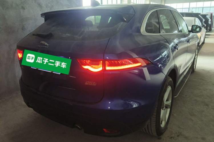 Used Jaguar F-PACE 2020 2.0T Urban Deluxe Edition Rear Right 45 Deg