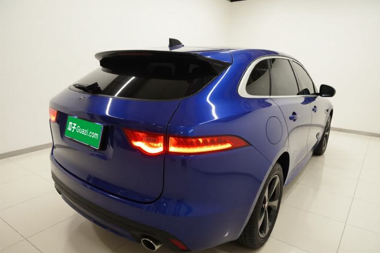 Used Jaguar F-PACE 2020 2.0T Urban Deluxe Edition Rear Right 45 Deg