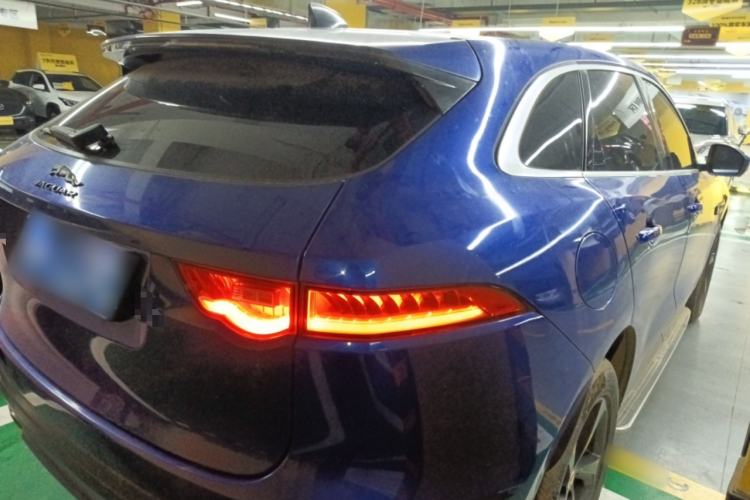 Used Jaguar F-PACE 2020 2.0T Urban Deluxe Edition Rear Right 45 Deg