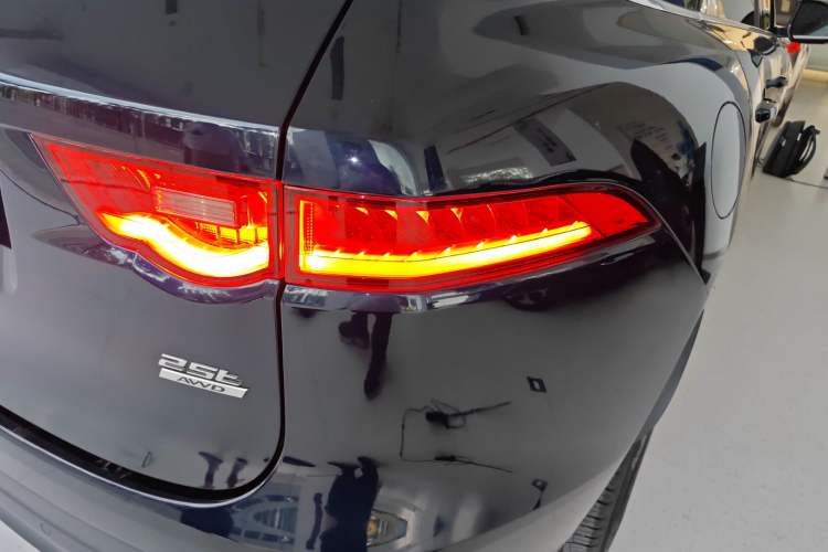 Used Jaguar F-PACE 2020 2.0T Urban Deluxe Edition Right Rear Taillight
