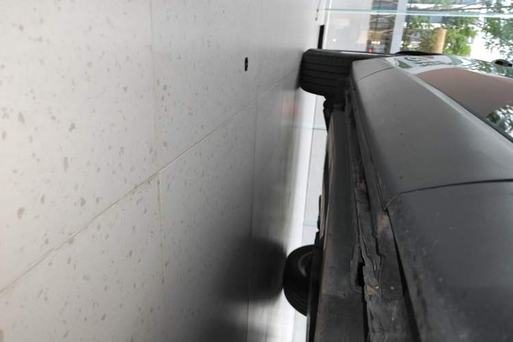 Used Jaguar F-PACE 2020 2.0T Urban Deluxe Edition Right Side Sill