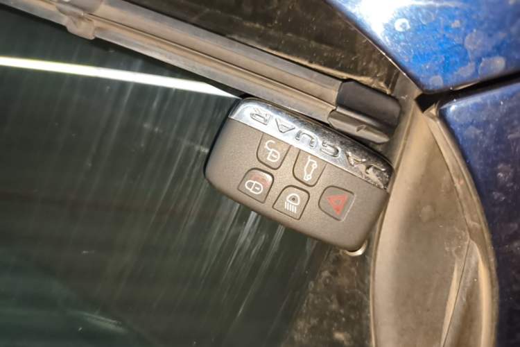 Used Jaguar F-PACE 2020 2.0T Urban Deluxe Edition Vehicle Key
