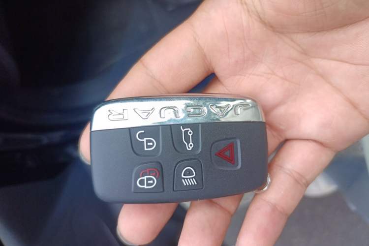 Used Jaguar F-PACE 2020 2.0T Urban Deluxe Edition Vehicle Key