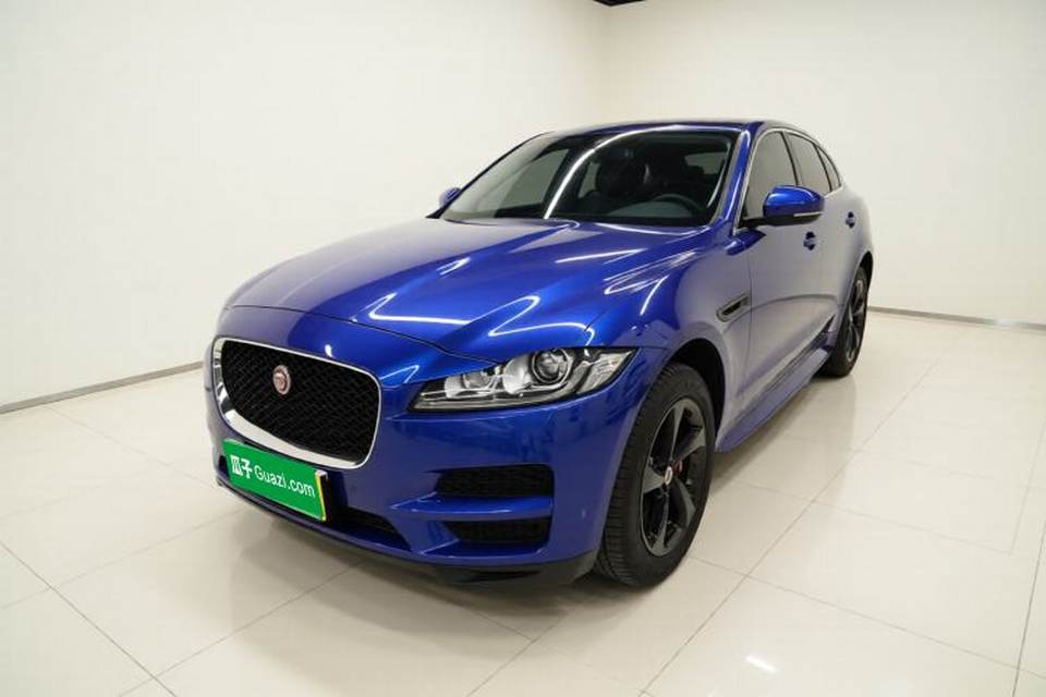 Jaguar F-PACE 2020