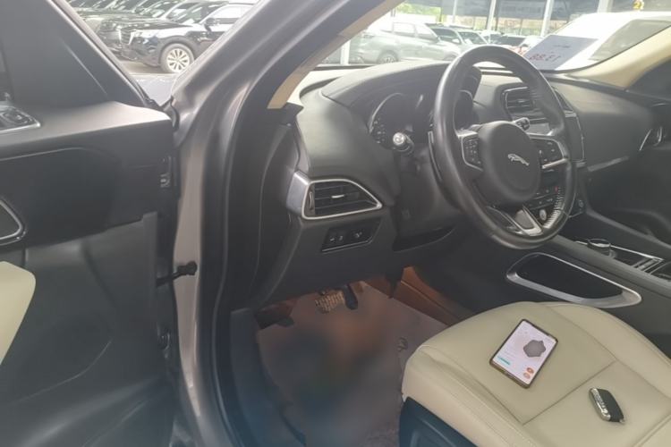 Used Jaguar F-PACE 2020 2.0T Urban Deluxe Edition Driver Seat