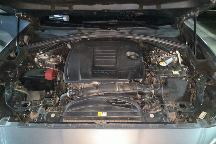 Used Jaguar F-PACE 2020 2.0T Rally Edition Engine Bay